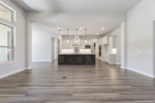 Image 31 of 50 For 2206 Black Dog