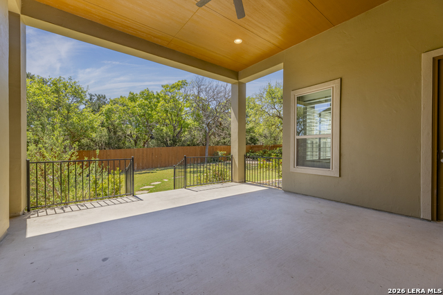 Image 40 of 50 For 2206 Black Dog