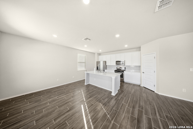 Image 5 of 22 For 243 Kinsley  