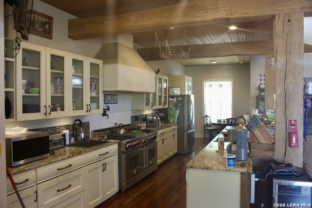 Image 17 of 49 For 1440 Klein Rd W