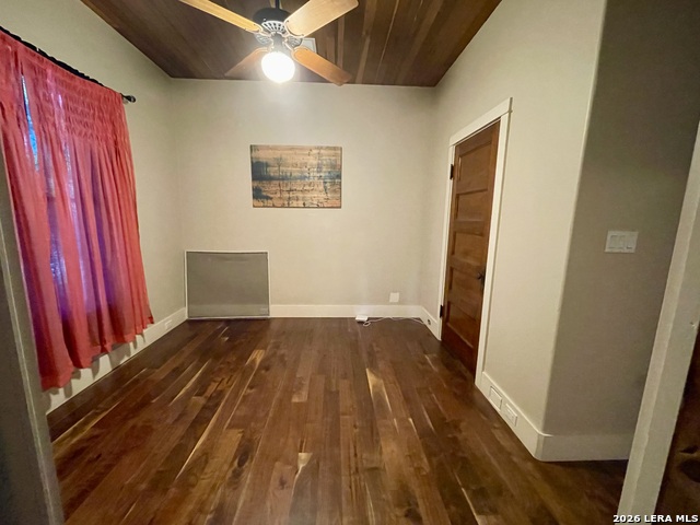 Image 23 of 49 For 1440 Klein Rd W