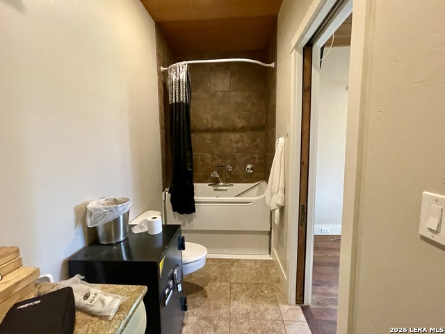 Image 27 of 49 For 1440 Klein Rd W