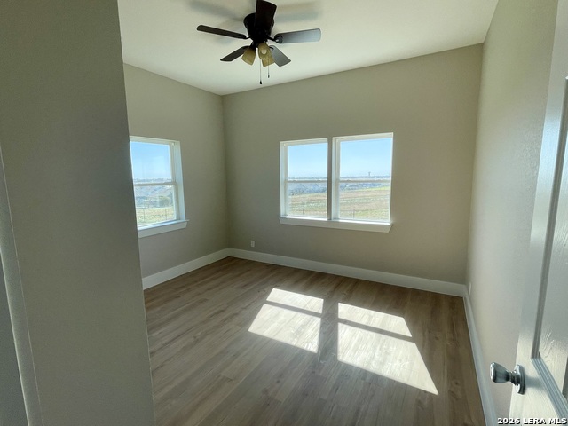 Image 38 of 49 For 1440 Klein Rd W