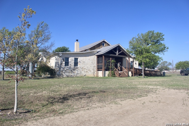 Image 4 of 49 For 1440 Klein Rd W