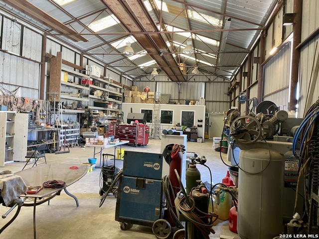 Image 44 of 49 For 1440 Klein Rd W