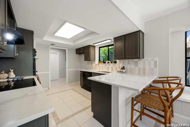 Listing photo id 15 for 14219 Chadbourne