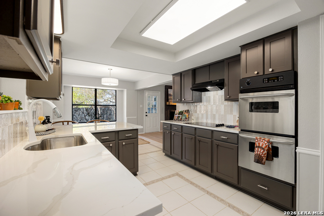 Listing photo id 17 for 14219 Chadbourne