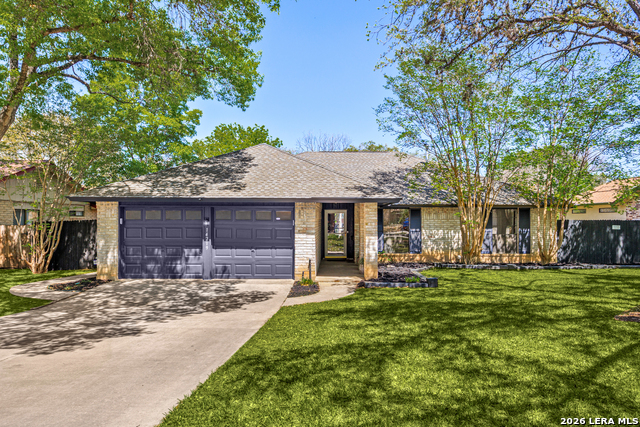 Listing photo id 1 for 14219 Chadbourne