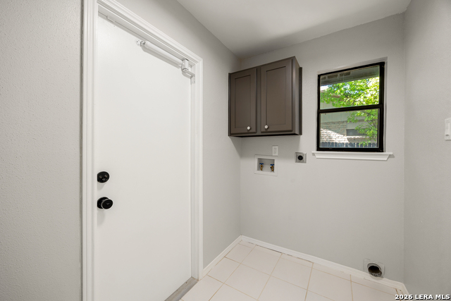 Listing photo id 31 for 14219 Chadbourne