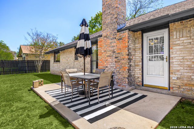 Listing photo id 34 for 14219 Chadbourne