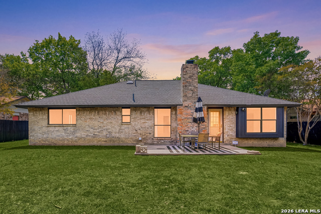 Listing photo id 38 for 14219 Chadbourne