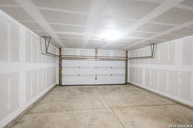 Image 15 of 18 For 7006 Pescala Ridge