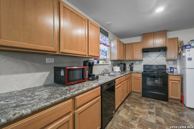 Image 5 of 18 For 7006 Pescala Ridge