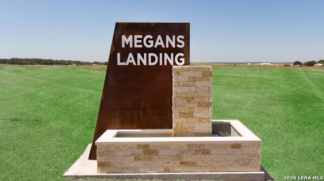 Image 2 of 5 For 655 Falcon Cove