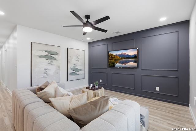 Image 5 of 33 For 138 Dullnig  