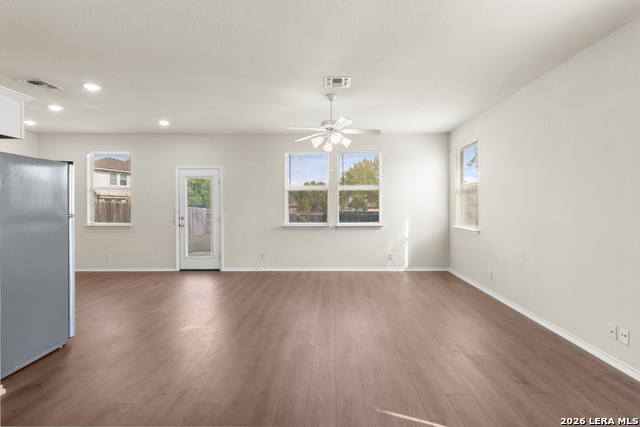 Image 4 of 28 For 2269 Hidden Meadow