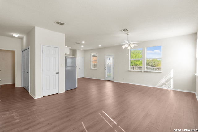 Image 5 of 28 For 2269 Hidden Meadow