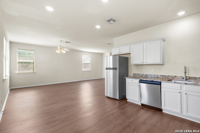 Image 9 of 28 For 2269 Hidden Meadow