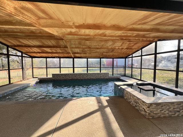 Image 28 of 51 For 166 Big Oak Dr