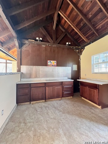 Image 31 of 51 For 166 Big Oak Dr