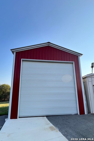 Image 35 of 51 For 166 Big Oak Dr