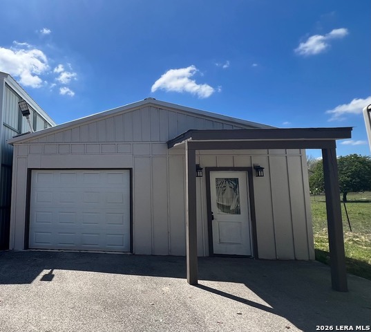 Image 36 of 51 For 166 Big Oak Dr