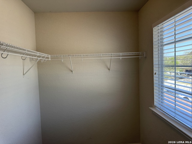 Image 28 of 45 For 26119 Starling Hill