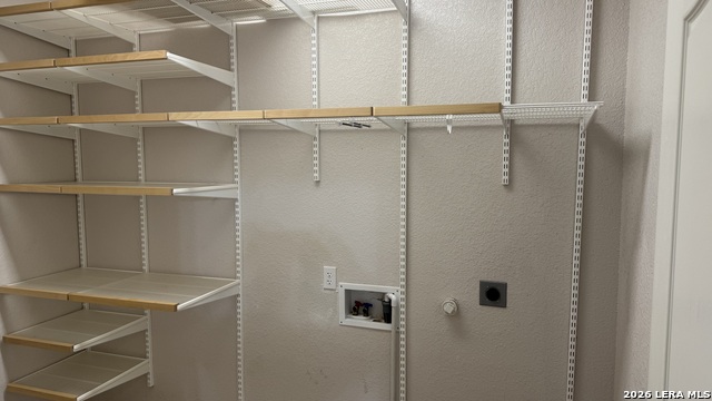 Image 7 of 45 For 26119 Starling Hill