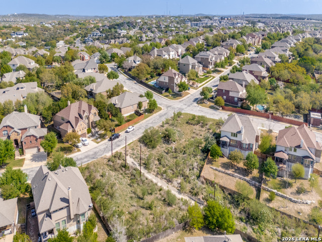 Listing photo id 0 for 23914 Alpine Lodge