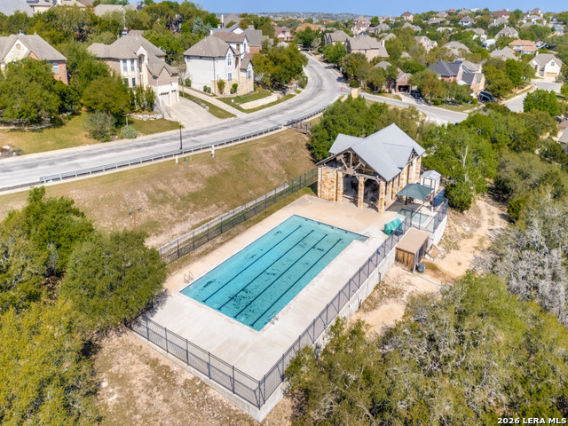 Listing photo id 2 for 23914 Alpine Lodge