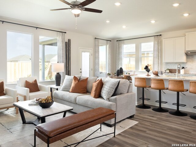 Image 11 of 14 For 11403 Feather Vale