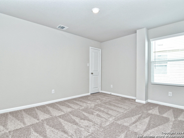 Image 22 of 51 For 5332 Saunter