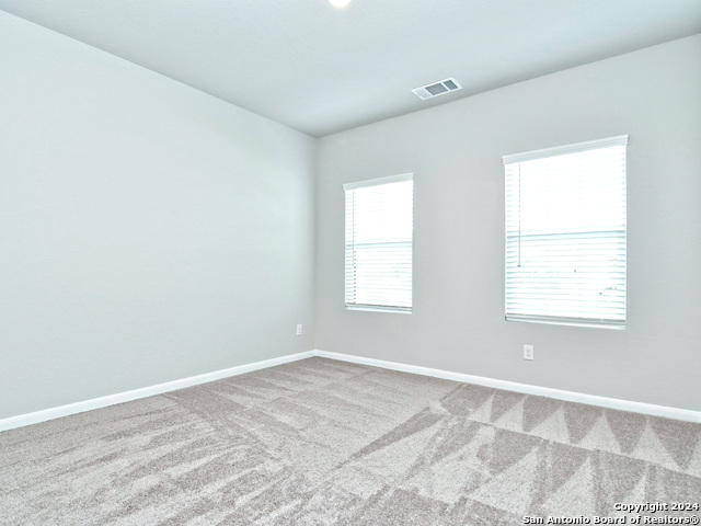 Image 25 of 51 For 5332 Saunter