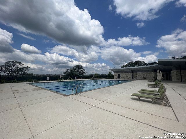 Image 40 of 51 For 5332 Saunter