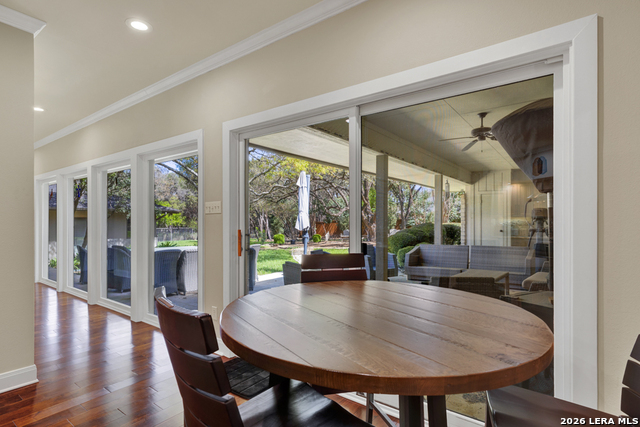 Image 14 of 46 For 8 Trophy  