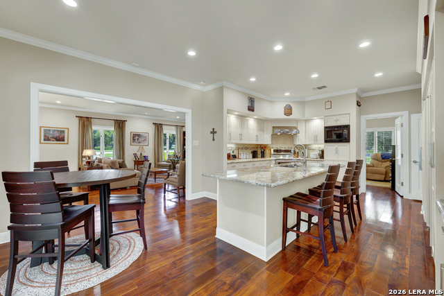 Image 15 of 46 For 8 Trophy  