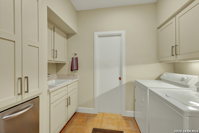 Image 26 of 46 For 8 Trophy  