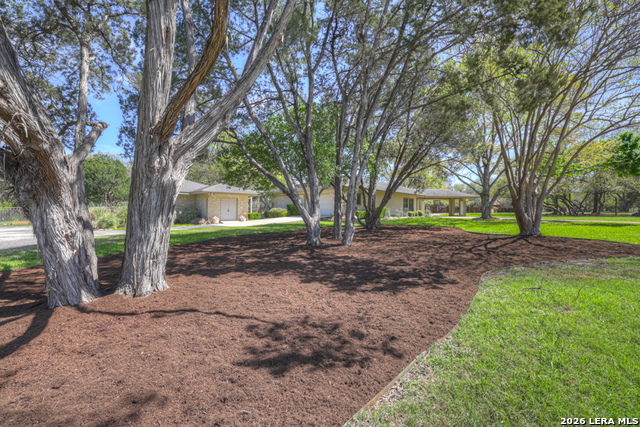 Image 39 of 46 For 8 Trophy  