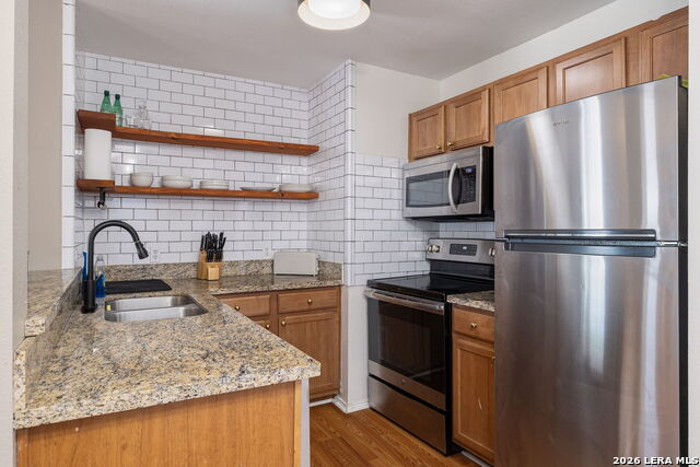 Image 12 of 25 For 1318 Dawson  