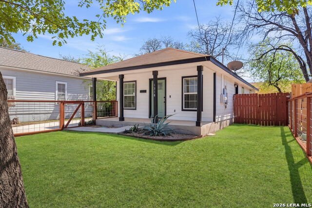 Image 3 of 25 For 1318 Dawson  