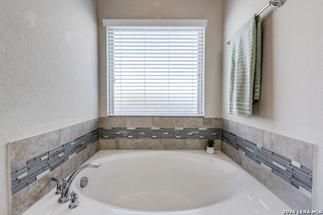 Image 16 of 30 For 22417 Carriage Trace