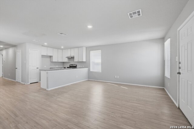 Image 4 of 17 For 8110 Serro Medina