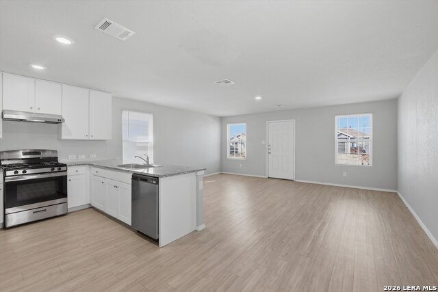 Image 5 of 17 For 8110 Serro Medina