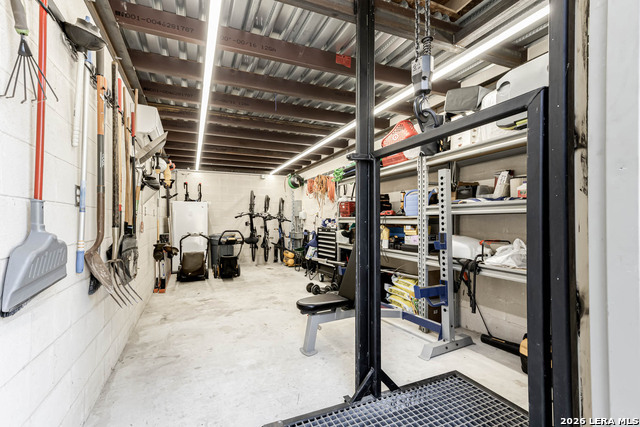 Image 24 of 41 For 1949 Creek Mountain