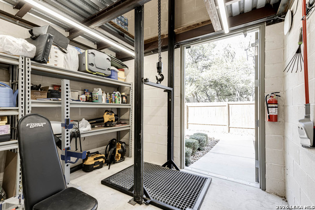 Image 25 of 41 For 1949 Creek Mountain