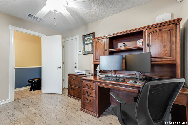 Image 30 of 41 For 1949 Creek Mountain