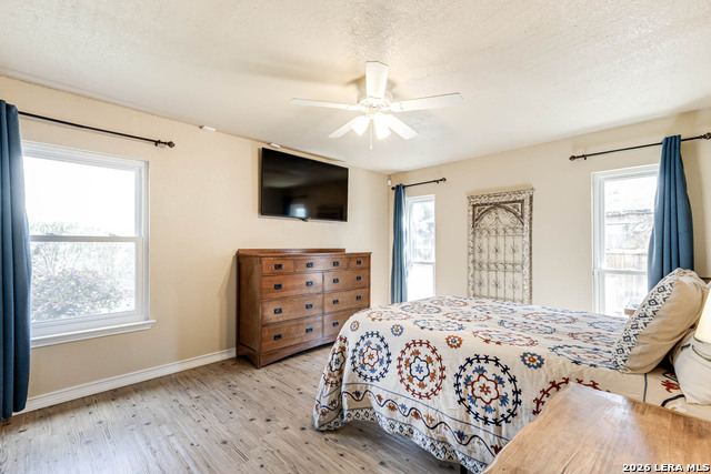 Image 32 of 41 For 1949 Creek Mountain