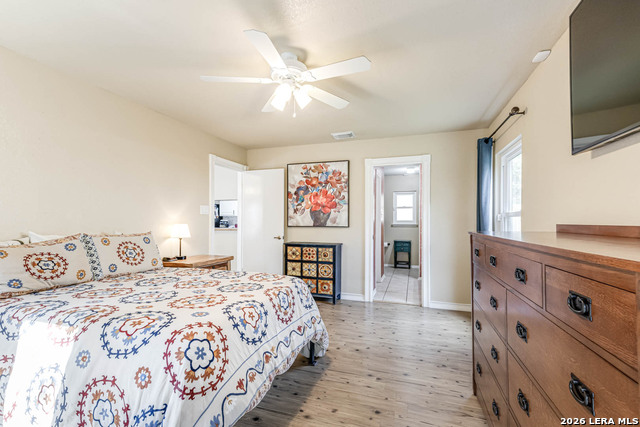 Image 33 of 41 For 1949 Creek Mountain