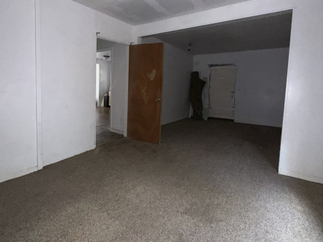 Image 3 of 14 For 106 Wichita Ct