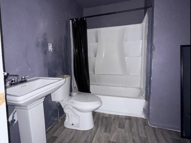 Image 9 of 14 For 106 Wichita Ct